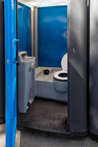 Portable Toilet Options We Offer in Sandy Springs, GA